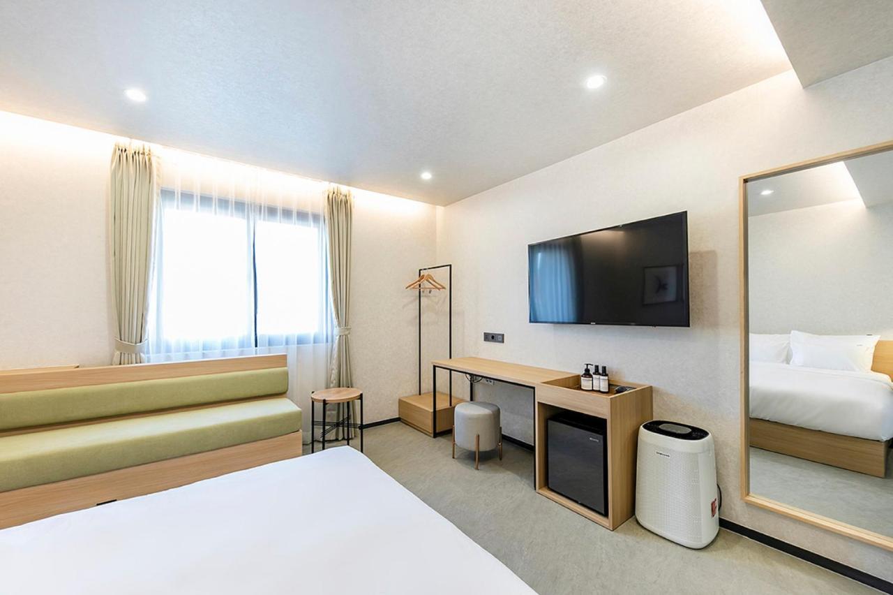 Hotel Yaja Gimhae Exterior photo